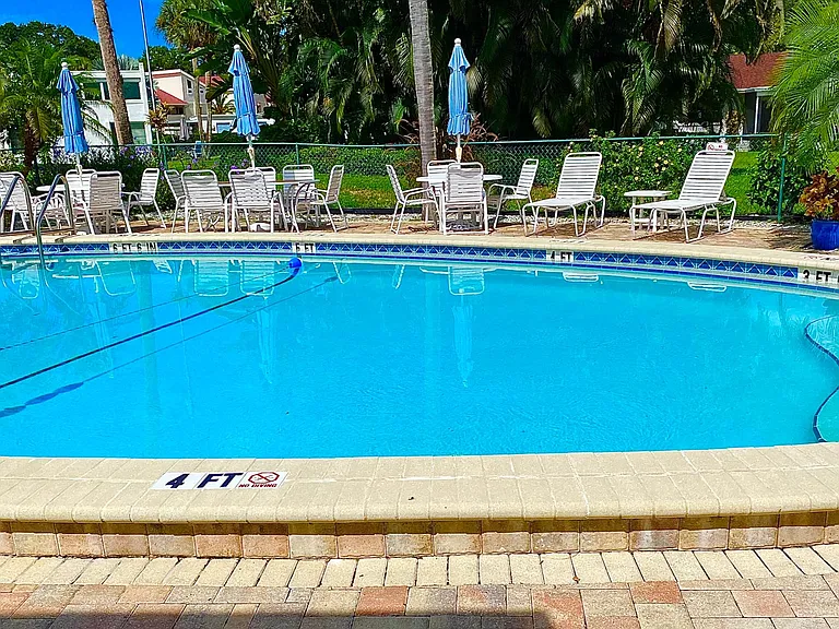 729 Capri Isles Blvd — Photo 15