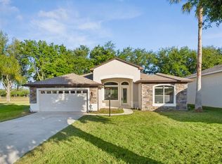 3292 Seven Seas Dr, Tavares, FL 32778