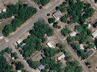 154 Delaware St, Lanark Village, FL 32323