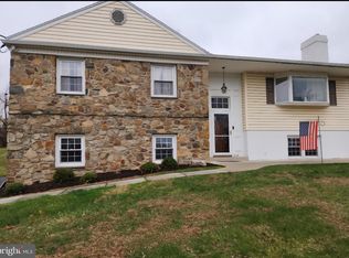 220 Coldstream Rd, Phoenixville, PA 19460