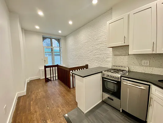 Rented by Compass | media 11