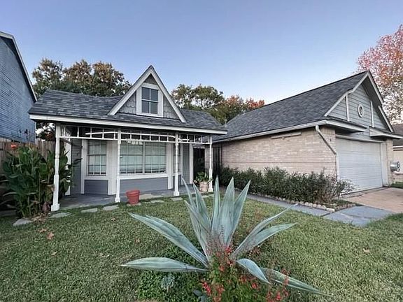3rd image of 12742 Ashford Creek Dr