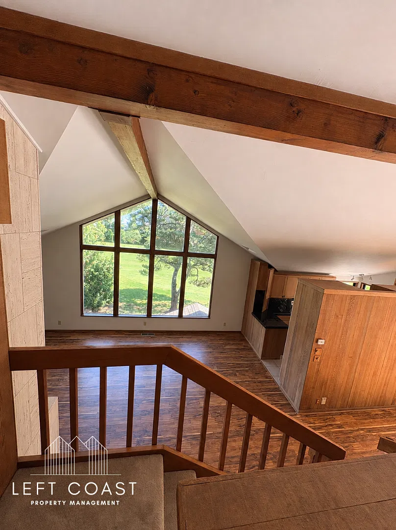132 Salishan Drive - 1 — Photo 4