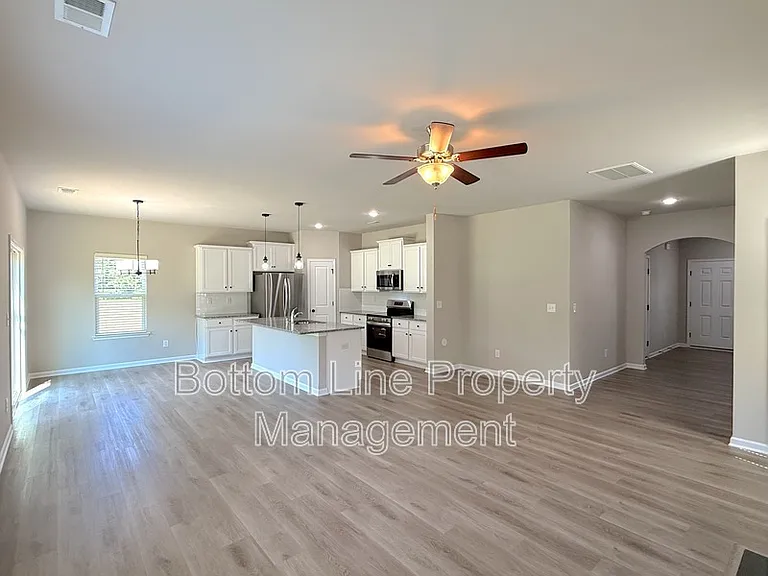 9016 Stoney Waters Ct — Photo 5