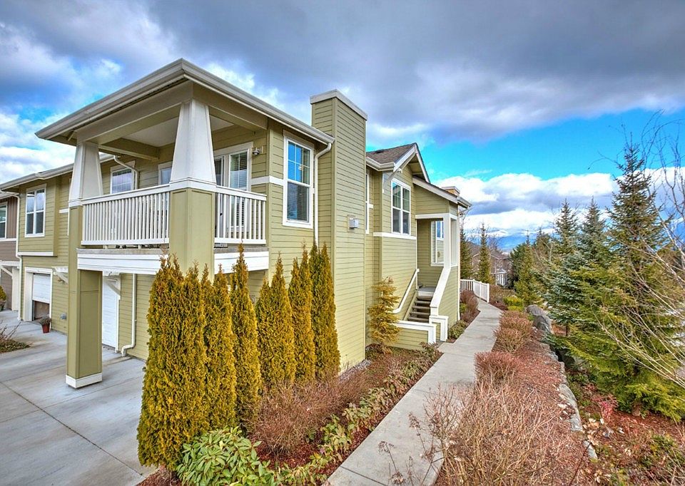 1st image of 7700 Fairway Ave SE #203