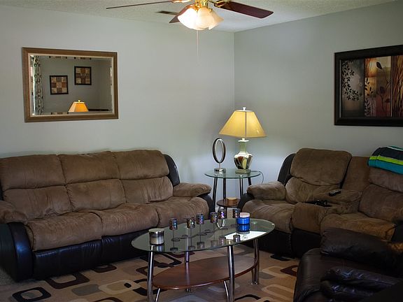 5th image of 2221 Cecille Dr SW