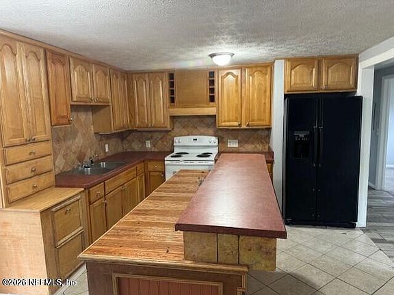 4th image of 5332 COLONIAL Avenue