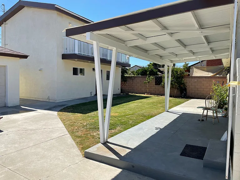 2325 Stearnlee Ave — Photo 14
