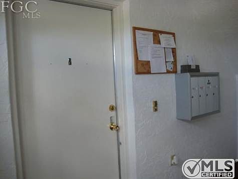 1st floor entry- mailbox right outside door