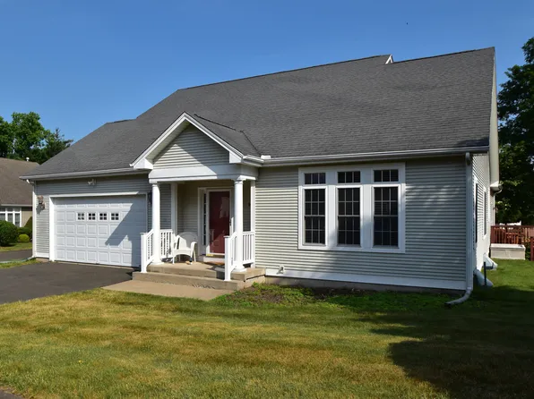 14 Dobson Commons Circle #14, Vernon, CT 06066