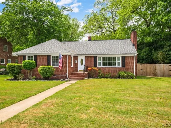 502 Cedar Ln, Hopewell, VA 23860