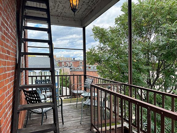2nd image of 1409 N Front St #3