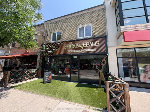 1611 Bayview Ave #A, Toronto, ON M4G 3B5