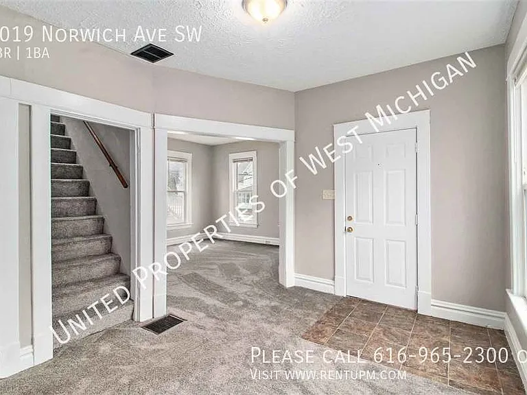 1019 Norwich Ave SW — Photo 7