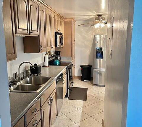 5th image of 520 Palm Springs Blvd APT 310