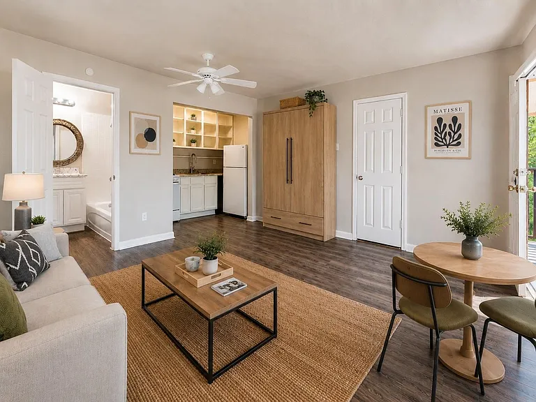 1756 W Main St #7 — Photo 7