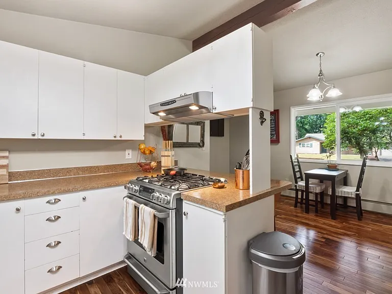 6921 5th Ct SE — Photo 10