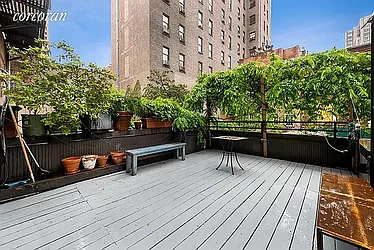 221 West 14th Street