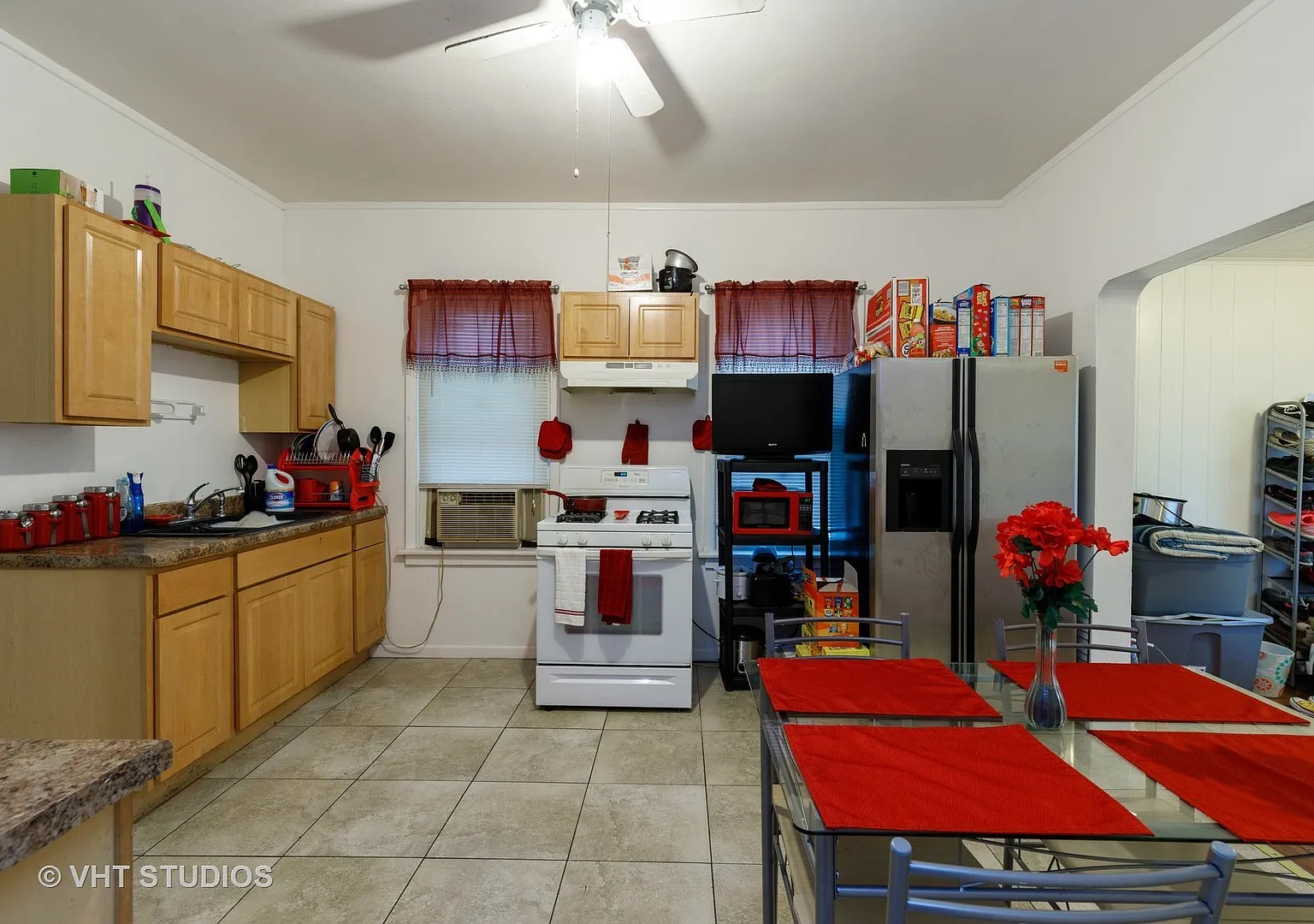 2 bed, 1.0 bath, 1100 sqft, $1,500 — Photo 4