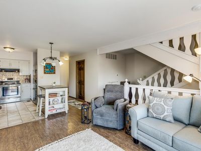 2222 Dover Dr, Hutchinson, KS, 67502