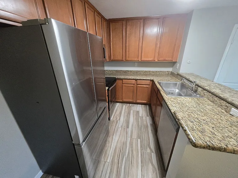3454 Castle Glen Dr #113 — Photo 12