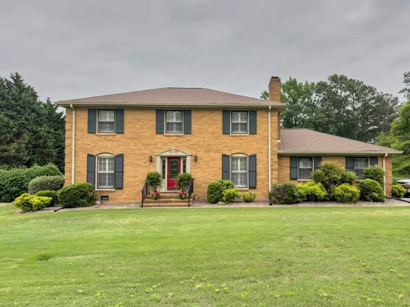 114 Collier Dr, Albertville, AL 35951