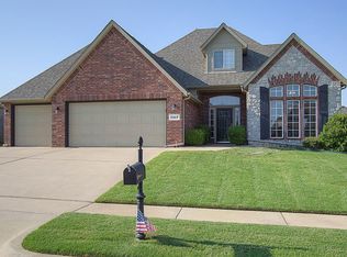 7317 E Knoxville St, Broken Arrow, OK 74014