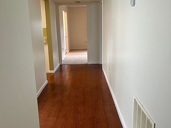 2nd image of 482 Cameo Dr