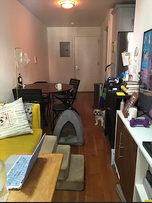 Rented by Delmark Realty LLC | media 27