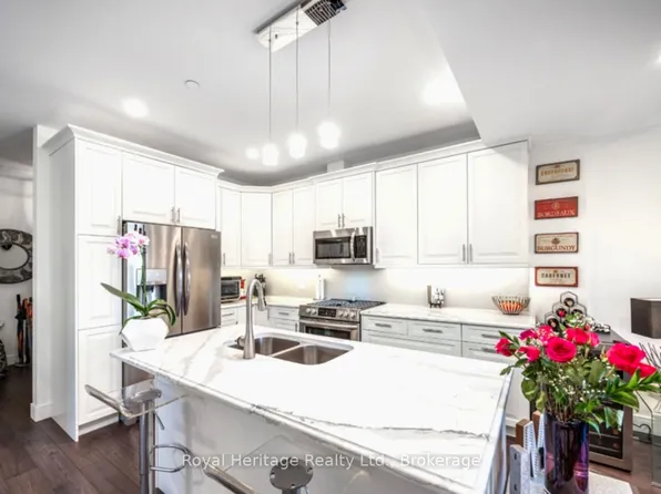 135 Orr St #209, Cobourg, ON K9A 0J6