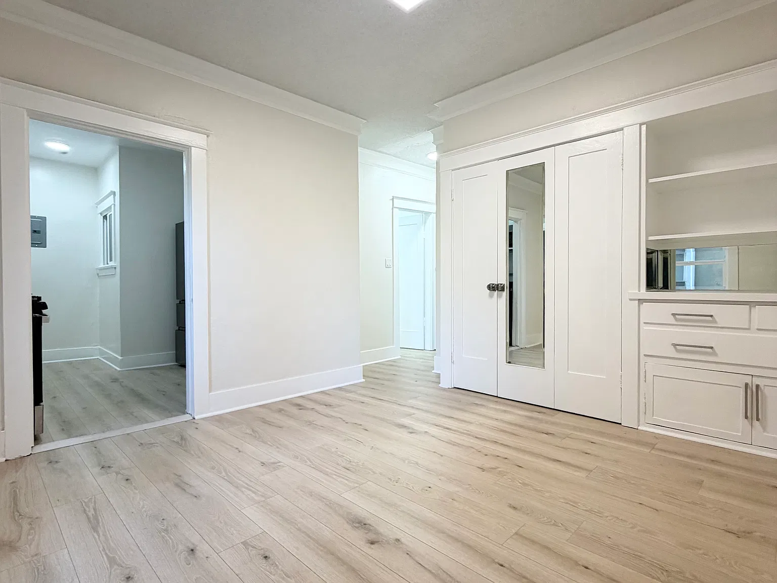 Studio, $1,325 — Photo 3