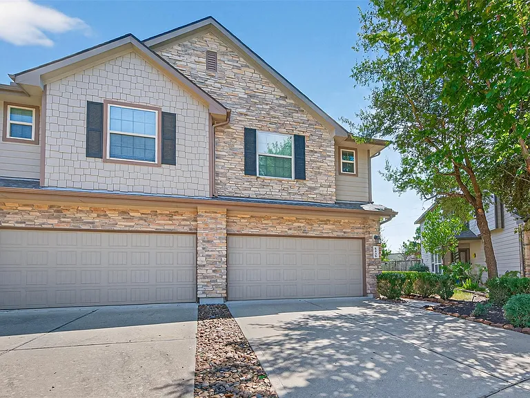 6438 Haywards Crossing South Cir — Photo 2