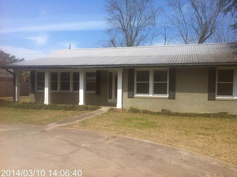 1st image of 434 Lincoln Dr