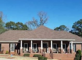 1431 E Brandy Shls SE, Conyers, GA 30013