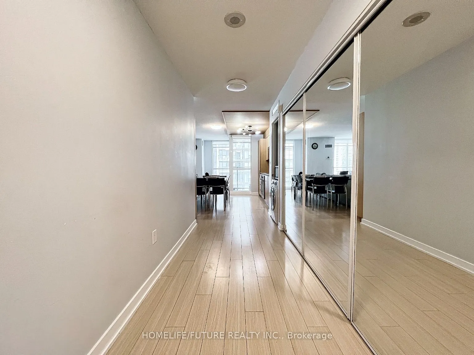 3 bed, $4,800 — Photo 2