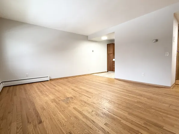 2080 Allen Blvd, Middleton, WI