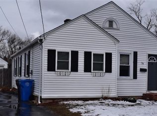 76 Holburn Ave, Cranston, RI 02910