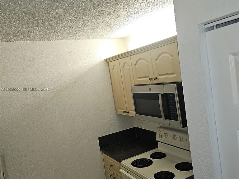 8200 SW 210th St #212 — Photo 11