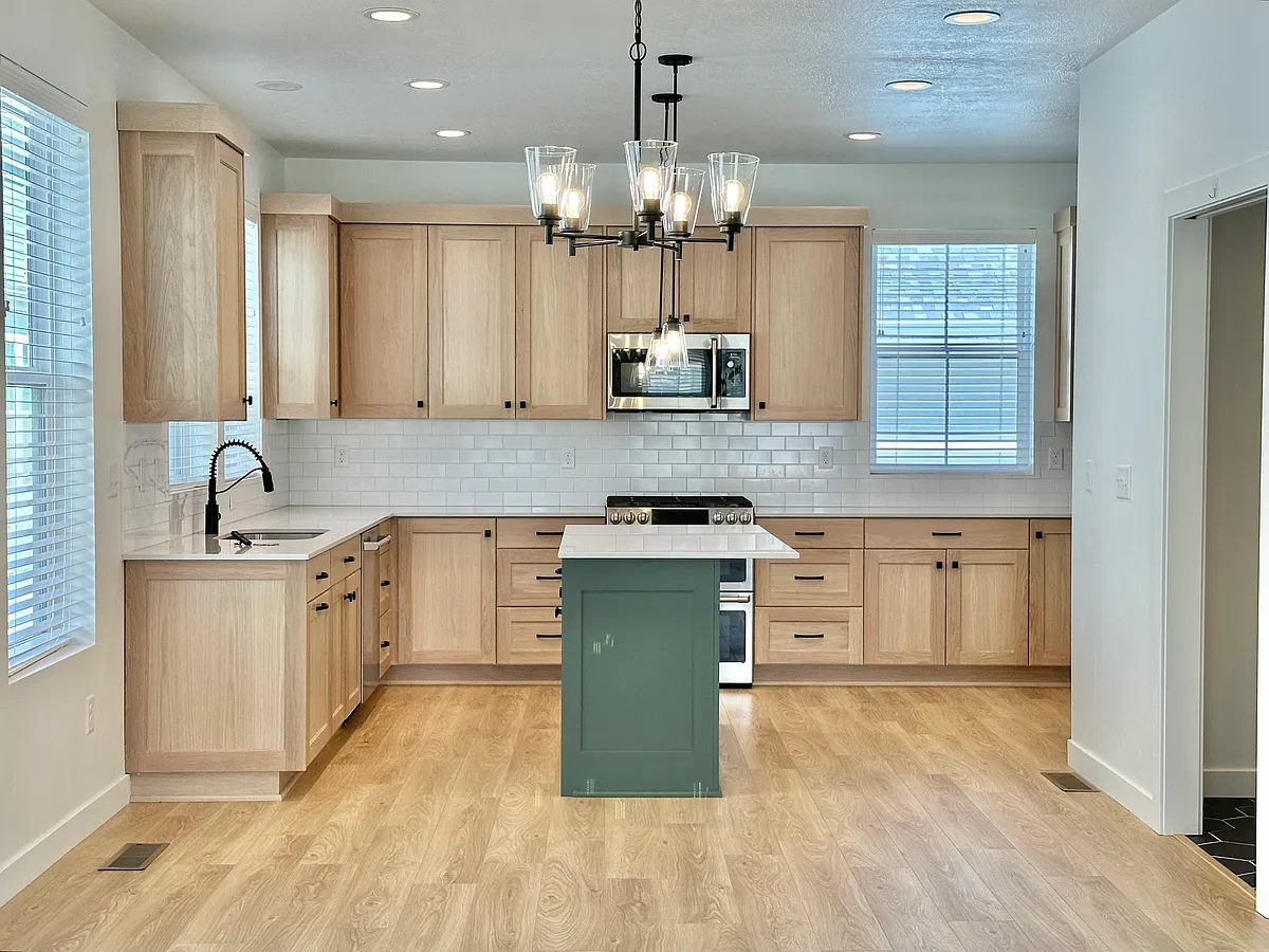 Building Photo - 6992 W Granbury Dr