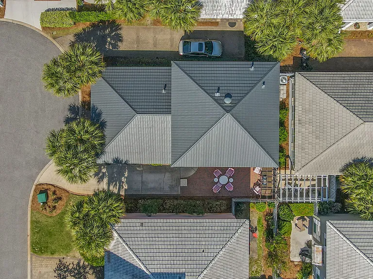 16 Jade Cv #16 — Photo 48
