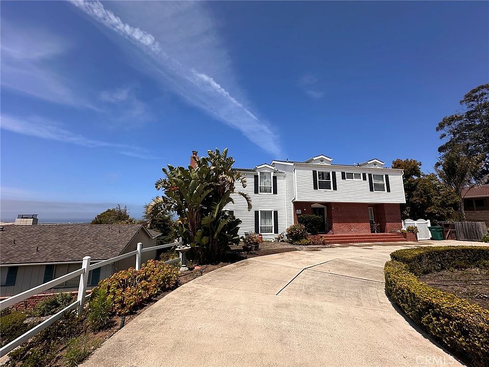 1st image of 285 Bradley Ave
