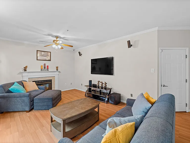 5714 Silk Tree Dr — Photo 17
