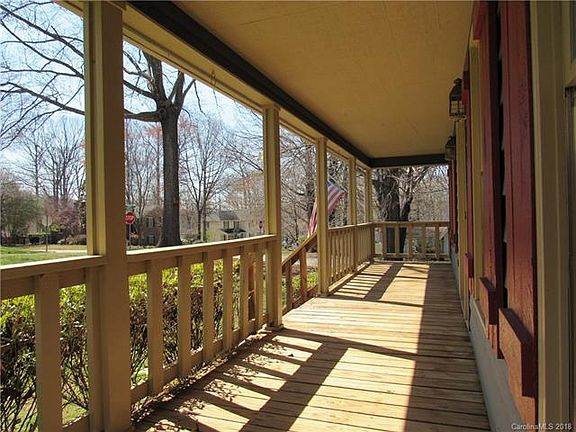 4th image of 212 Treeline Dr