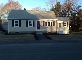 1 Macarthur Rd, Beverly, MA 01915