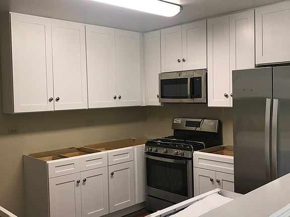 3rd image of 17128 W Cunningham Ct