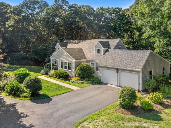 25 Crowell Road, Sagamore Beach, MA 02562