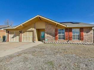 1501 SE 8th St, Moore, OK 73160