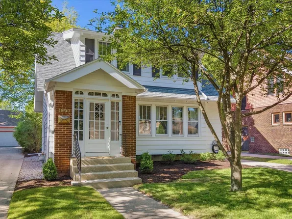 1900 E Marion STREET, Shorewood, WI 53211