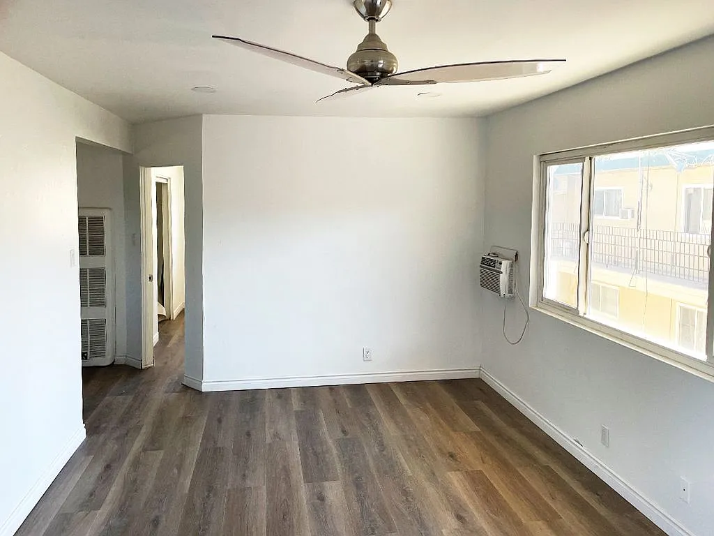 2 bed, 1.0 bath, 1100 sqft, $2,100 — Photo 1