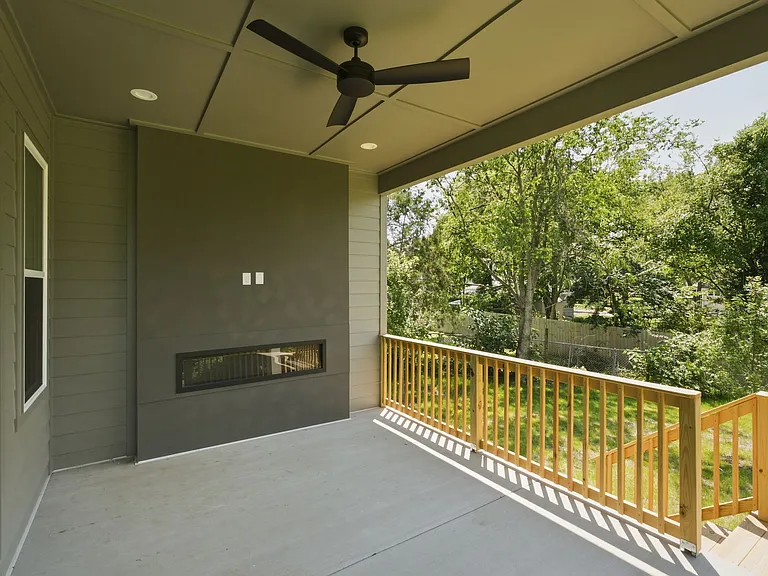 731B Croley Dr — Photo 34